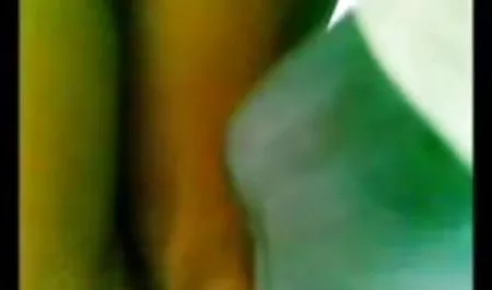 Die amateur sexfilme kostenlos Blondine masturbierte ein Mitglied zwischen den Brüsten und gab sich von hinten zu ficken