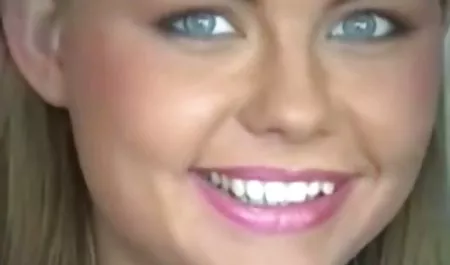 Die Blondine hat kostenlose asiatische pornofilme für sich selbst gemolken!