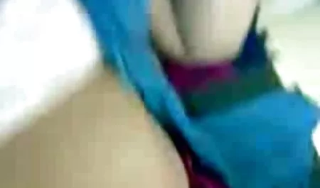 Sophia kostenlose sexfilme dicke frauen Delane tanzt Striptease