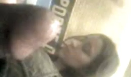 Junger Körper sehnt deutsche pornofilme umsonst sich nach Sex