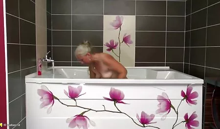 Hungrig nach Schwanz Sara fickfilme Luvv und Alison Faye