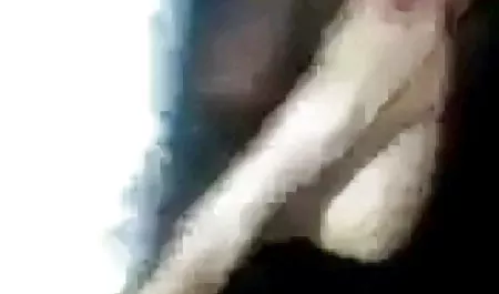 Brünette arrangiert zu Hause geile pornos kostenlos ansehen pissen