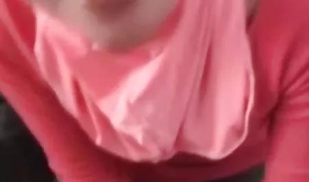 Ruby gratispornos ohne anmeldung Rayes Massagen Kitzler Mit Einem Vibrator